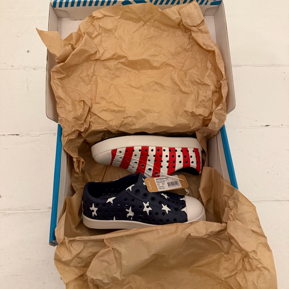Native Kids Red white and Blue Stars and stripes Sneakers / water shoes